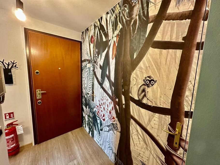63 Passi Dal Lago In Centro By Revenue House Como Exterior photo